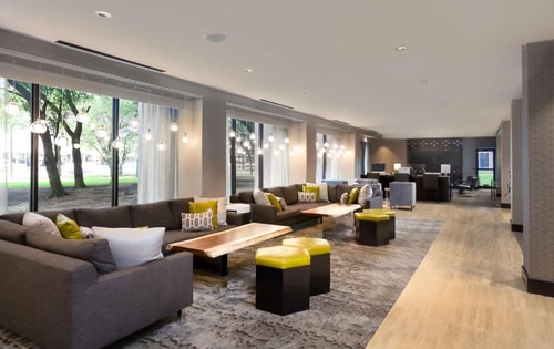 King Room Near To Uptown Collection HOU 5 Luxury Bookings