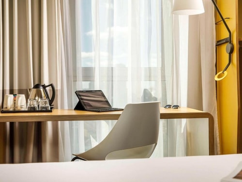 Double Sweet Room Near Rise Climbing LON 1 Luxury Bookings