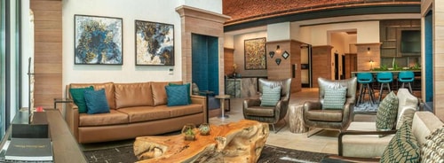 King Room Near Burger Academy DAL 5 Luxury Bookings