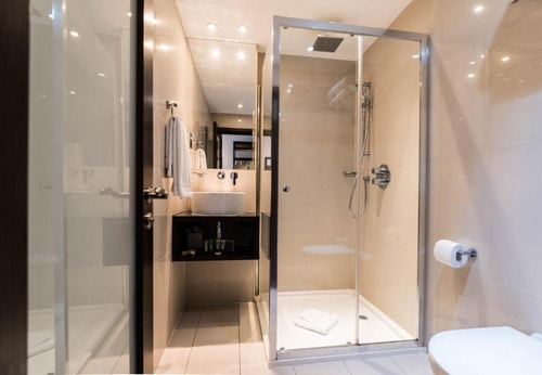 Deluxe Double Room Near Marylebone Theatre LON 7 Luxury Bookings