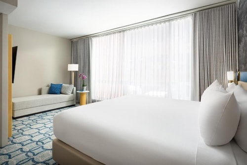 Standard King Room Near Hudson Theatre NYC Luxury Bookings