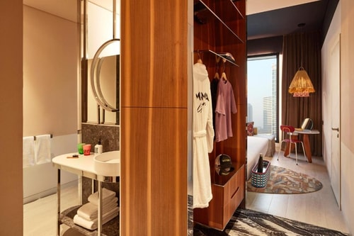 Double Or Twin Room Near Binghatti Skyrise Dubai 4 Luxury Bookings