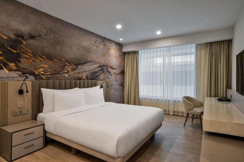 2 Bedroom Suite Near Doha Bank Dubai Luxury Bookings