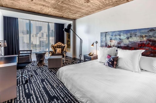 King room Near The Richman Law Firm DAL 1 Luxury Bookings