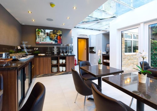 Standard Double Room Near Studio Integrate LON 12 Luxury Bookings