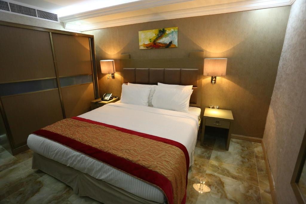 Standard King or Twin Room Near Baniyas Metro Stat Luxury Bookings