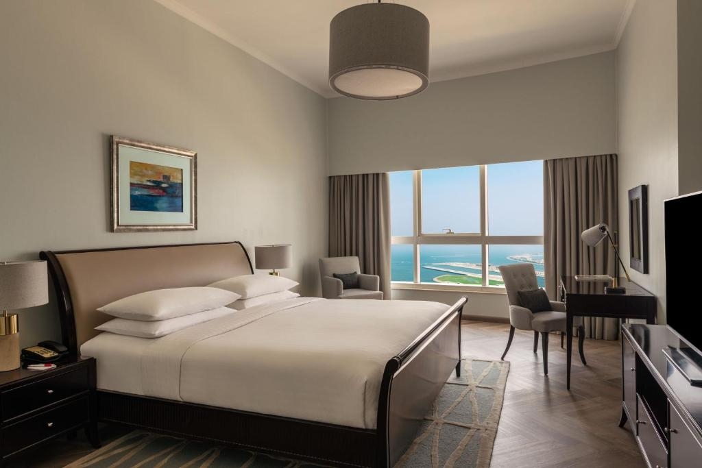 4 Bedroom Suite Palm View Near Dubai Marine Club Luxury Bookings