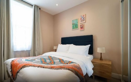 Two Bedroom Apartment Near Tantric Journey LON 4 Luxury Bookings