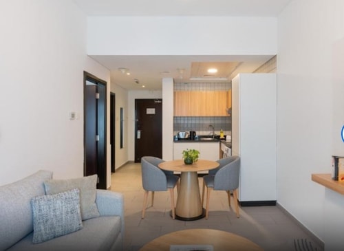 Deluxe 1 Bedroom Apartment Near Internet Metro Ac 2 Luxury Bookings