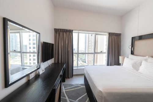 Deluxe 1 Bedroom Apartment Near Internet Metro Ac 1 Luxury Bookings