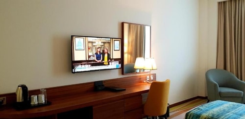 Deluxe Double Or Twin Room Near Citi Supermarket 4 Luxury Bookings