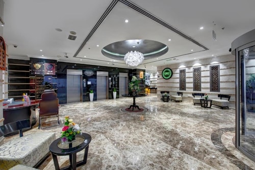 Deluxe King Or Twin Room Near Mall Of Emirates 10 Luxury Bookings