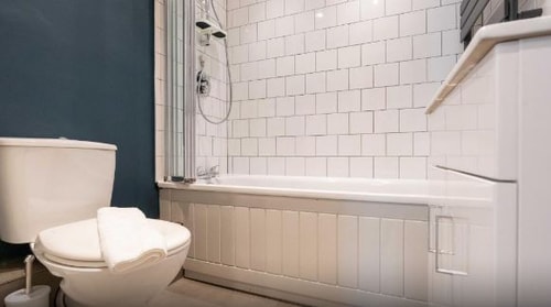 One Bedroom Apartment Near Tantric Journey LON 11 Luxury Bookings