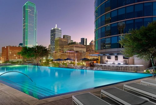 Queen Room Near Dallas Convention Center DAL 10 Luxury Bookings