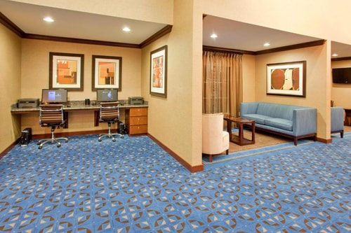 King Studio With Sofa Bed Near Cullen Park HOU 12 Luxury Bookings