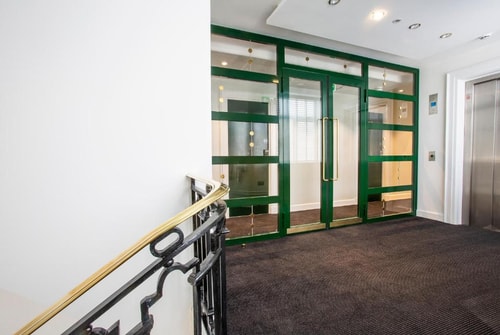 Double Room Near The Cartoon Museum LON 6 Luxury Bookings