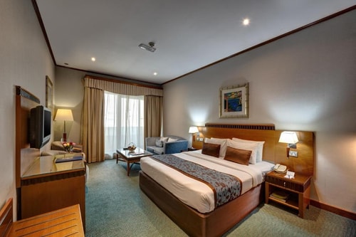 Superior King Or Twin Room Near Mashreq Metro Ac 4 Luxury Bookings