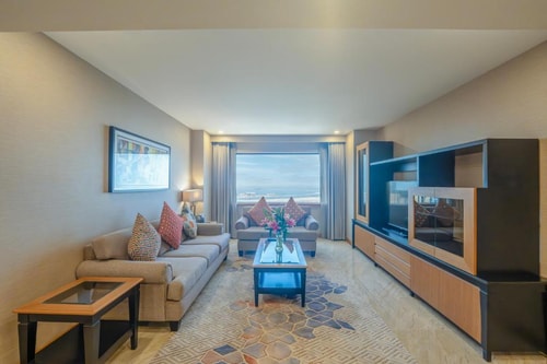 Premium Two Bedroom Family Apartment Near GoldSouk 3 Luxury Bookings