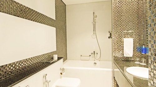 Premium Room Near Dubai Internet City Metro 3 Luxury Bookings