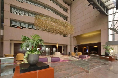 King Room Near Post Oak Ambassador Way HOU 5 Luxury Bookings