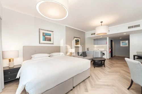 Studio Apartment Near Dubai Marine Club Luxury Bookings