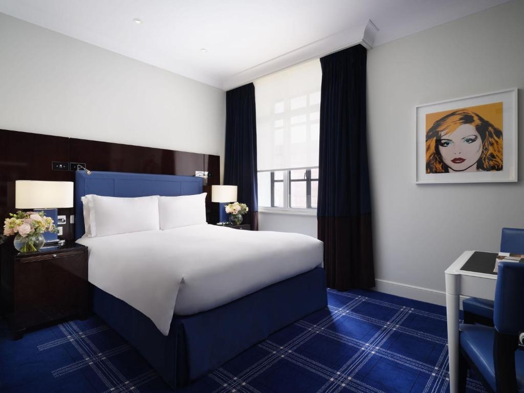 Superior King Room Near Shameri Enterprises LON Luxury Bookings