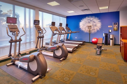 King Studio Near Commerce Park North HOU 5 Luxury Bookings