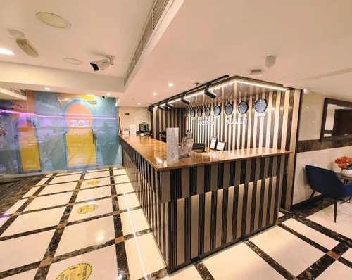 Standard King Or Twin Room Near Deira Clocktower 7 Luxury Bookings