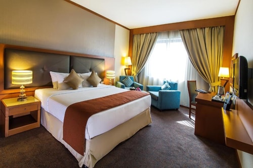 Deluxe King Or Twin Room Near To Al Rigga Metro Ab 2 Luxury Bookings