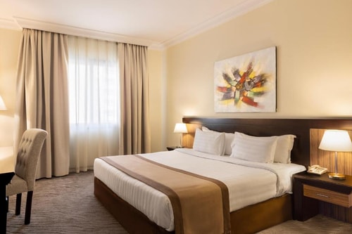 One Bedroom Apartment Near Al Rigga Metro Luxury Bookings
