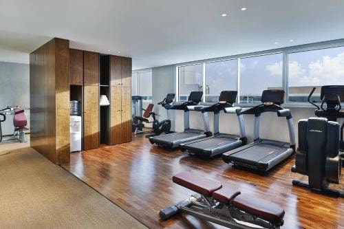 Standard King Or Twin Room Near Mall Of Emirates 13 Luxury Bookings