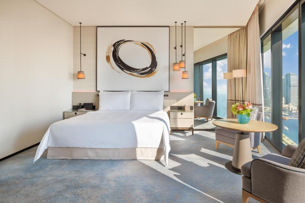 Deluxe Marina City View Room Near The Qix Club Luxury Bookings