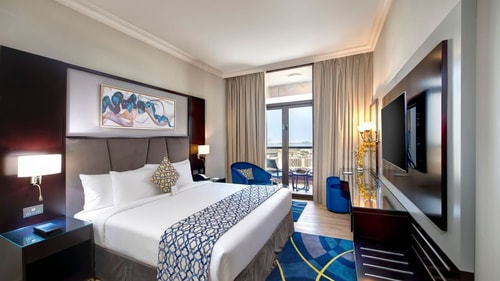 One Bedroom Apartment Sea view Near Internet City Luxury Bookings