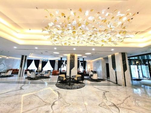 Premium Twin Room Near City Down Mini Mart Dubai 8 Luxury Bookings