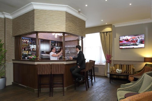 Double Or Twin Room Near Royal Mail Postbox LON 8 Luxury Bookings