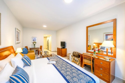 Deluxe Studio Near Aster Hospital Mankhool Dubai 0 Luxury Bookings