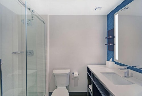King Room Near William P. Hobby Airport HOU 4 Luxury Bookings