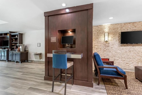 King Room Near Suns Wholesale Club HOU 6 Luxury Bookings