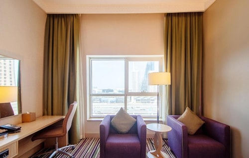 Luxury King Or Twin Room Near Internet City Metro 4 Luxury Bookings