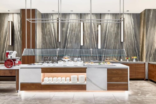 King Room Near Central Station Capitol Wb HOU 5 Luxury Bookings