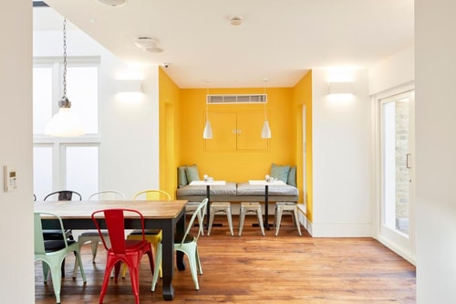 Queen Room Near Montagu Square Garden LON 7 Luxury Bookings