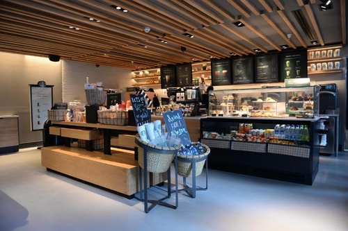 Garden House Studio Near Starbucks MIA 11 Luxury Bookings