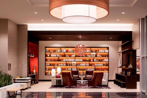 King Room Near Giant Eyeball DAL 18 Luxury Bookings