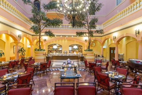 Deluxe King Or Twin Room Near Al Muteena Park 6 Luxury Bookings