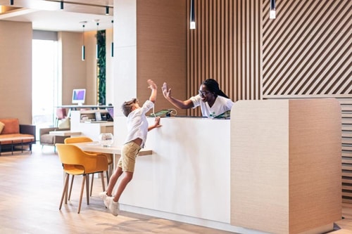 Standard King Or Twin Room Near Dubai Science Park 7 Luxury Bookings