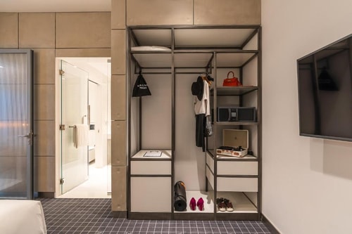 One Bedroom Apartment Near Eastland Park Dubai 4 Luxury Bookings