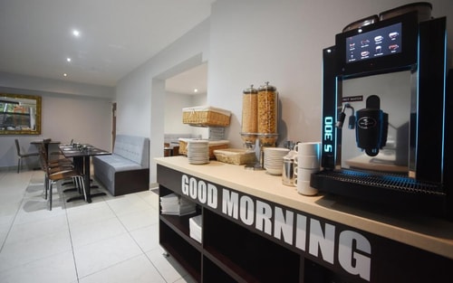 Double Or Twin Room Near Air Manage LON 19 Luxury Bookings