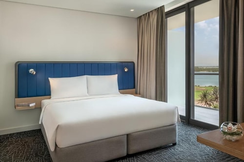 Deluxe King Suite With Sea View And Balcony Luxury Bookings