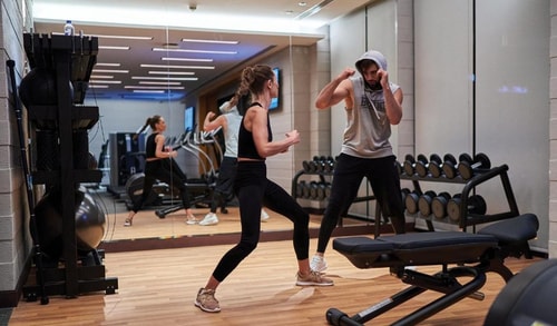 King Room Near Happy Mini Mart Dubai 15 Luxury Bookings