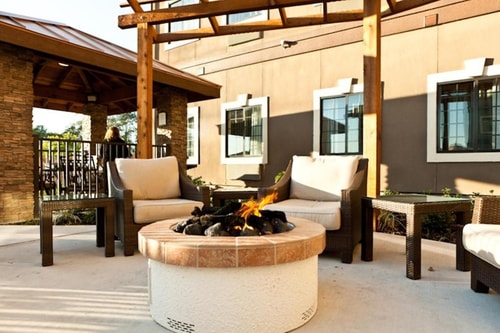 Queen Studio Suite Near Thorne Stadium HOU 12 Luxury Bookings